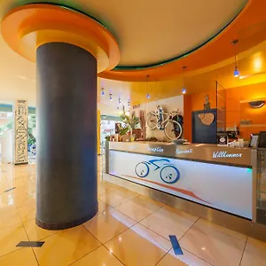 Otel Senior